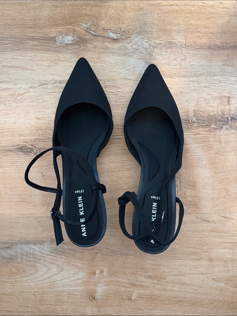 Anne Klein Women's Black Pointed Slingback Flats